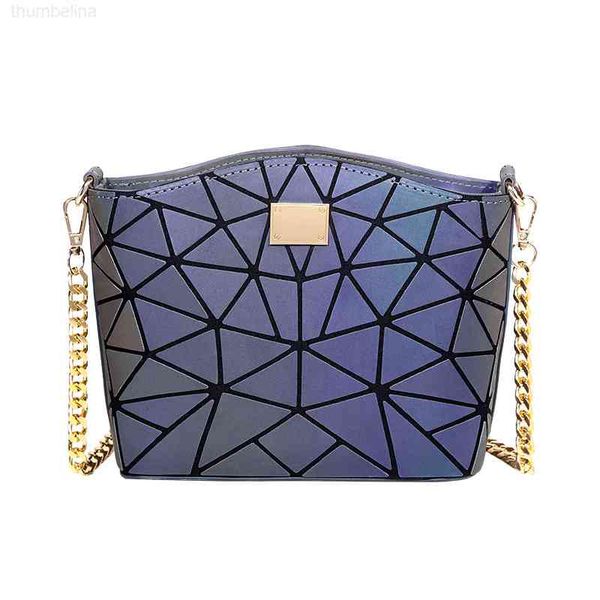 handbag 2021 fashion geometric lingge messenger bag women's personalized net red reflective single shoulder
handbag 2021 fashion geometric lingge messenger bag women's personalized net red reflective single shoulder