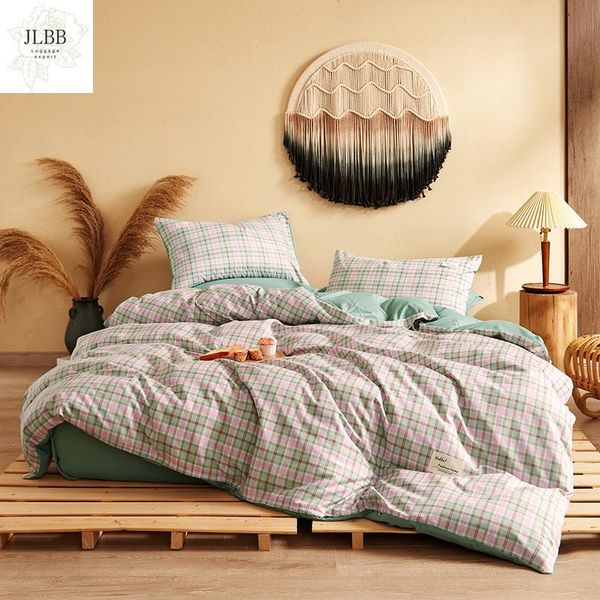 bedding sets plaid modern quilt cover pillowcase green bed flat sheets luxury duvet twin full single king bedclothes
bedding sets plaid modern quilt cover pillowcase green bed flat sheets luxury duvet twin full single king bedclothes