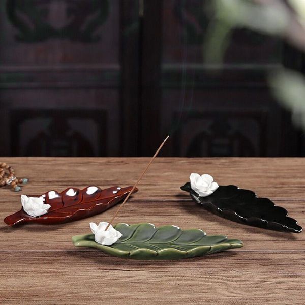 fragrance lamps 1pc ceramic incense holder burner sticker stand household adornament (leaf shape green)
fragrance lamps 1pc ceramic incense holder burner sticker stand household adornament (leaf shape green)