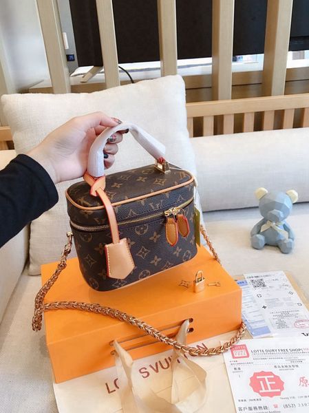 luxury designers classic bags shoulder bag brand leather women crossbody purse handbag -l1429, Red;black
luxury designers classic bags shoulder bag brand leather women crossbody purse handbag -l1429, Red;black