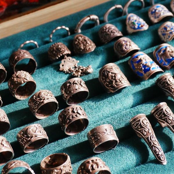 cluster rings ring female personality pure handmade ancient silver cover ethnic style open wide index finger burning blue, Golden;silver
cluster rings ring female personality pure handmade ancient silver cover ethnic style open wide index finger burning blue, Golden;silver