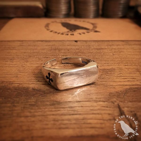party favor chrome/hearts rings crow s925 sterling silver small square cross personalized open mouth ring for men and wo
party favor chrome/hearts rings crow s925 sterling silver small square cross personalized open mouth ring for men and wo