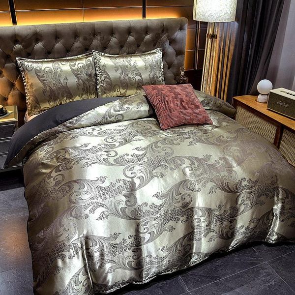 bedding sets duvet cover luxury satin 3pcs set euro style soft fashion home textile quilt pillow case king twin for adult
bedding sets duvet cover luxury satin 3pcs set euro style soft fashion home textile quilt pillow case king twin for adult