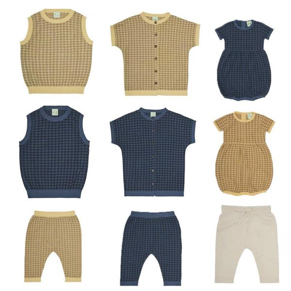 spring and summer boys' sweater shorts fub soft modal cotton hollow knit five-point pants suit trousers, Blue
spring and summer boys' sweater shorts fub soft modal cotton hollow knit five-point pants suit trousers, Blue