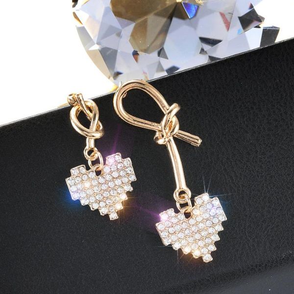 stud fashion temperament geometric asymmetric earrings sell like cakes with accessories, Golden;silver
stud fashion temperament geometric asymmetric earrings sell like cakes with accessories, Golden;silver