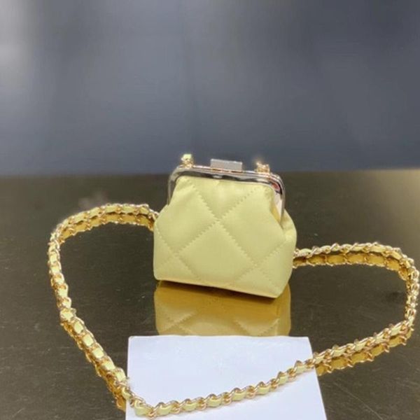 evening bags ladies mini chain solid color messenger bag shell pu leather shoulder girl summer fashion daily party wallet
evening bags ladies mini chain solid color messenger bag shell pu leather shoulder girl summer fashion daily party wallet