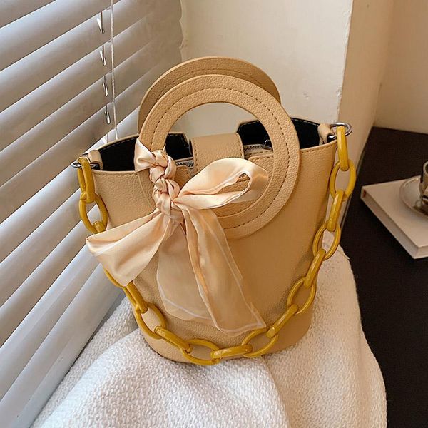 evening bags fashion women handbag small pu leather female bucket shoulder 2021 winter brand designer ladies crossbody casual totes
evening bags fashion women handbag small pu leather female bucket shoulder 2021 winter brand designer ladies crossbody casual totes