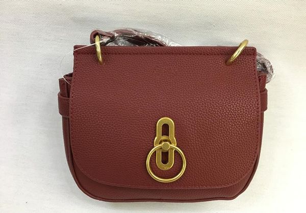 new package diagonal 2021 small tree amberley 22cm high classic ladies casual bag quality trend handbag fashion shoulder brand 5 co chgn, Red;black
new package diagonal 2021 small tree amberley 22cm high classic ladies casual bag quality trend handbag fashion shoulder brand 5 co chgn, Red;black
