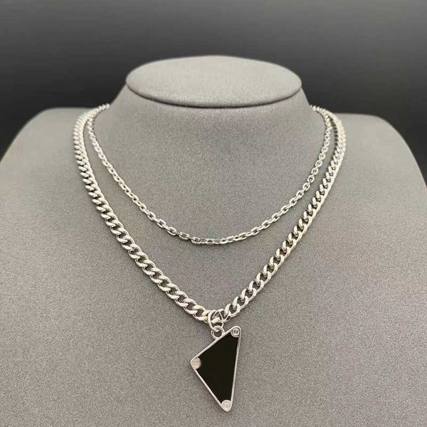 classic double bright triangle necklace, original 1:1 p , couple jewelry, luxury brand, christmas gift, delivery, Silver 
classic double bright triangle necklace, original 1:1 p , couple jewelry, luxury brand, christmas gift, delivery, Silver