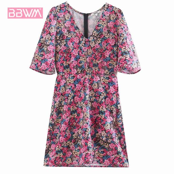 sweet v-neck short sleeve print female dress summer beach vacation loose chic harajuku women's dress back zipper 210507, Black;gray
sweet v-neck short sleeve print female dress summer beach vacation loose chic harajuku women's dress back zipper 210507, Black;gray