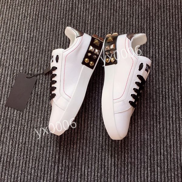 2022 paris homme red bottom sneakers men's 35-41 shoes full spiked flats navy blue rivets red-soles highs man trainers hc190712, Red;white
2022 paris homme red bottom sneakers men's 35-41 shoes full spiked flats navy blue rivets red-soles highs man trainers hc190712, Red;white