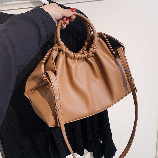evening bags solid color high capacity pu leather big crossbody with short round handle for women 2021 shoulder handbag and purses tote
evening bags solid color high capacity pu leather big crossbody with short round handle for women 2021 shoulder handbag and purses tote