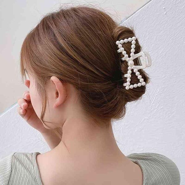 hair accessories fashion girls claw geometric imitation pearl hairpin crab bow heart shape clips for women
hair accessories fashion girls claw geometric imitation pearl hairpin crab bow heart shape clips for women