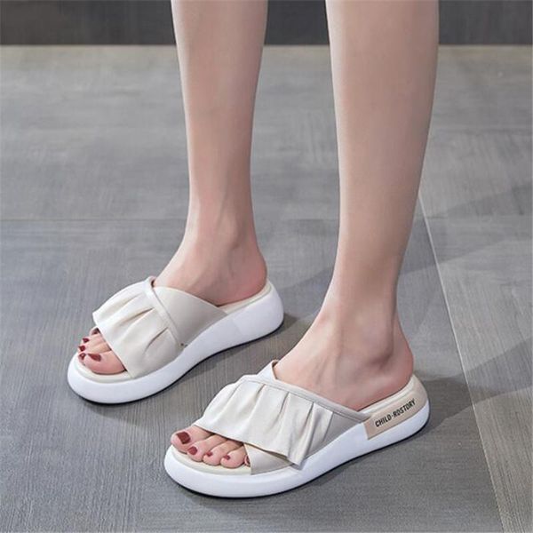 summer outdoor casual wild beach shoes fashion women slippers 2021 the flats fashionable, Black
summer outdoor casual wild beach shoes fashion women slippers 2021 the flats fashionable, Black