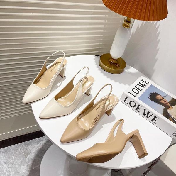 spring and summer pointed high heels women's thick heel single shoes with back strap wild baotou solid color sandals dress, Black
spring and summer pointed high heels women's thick heel single shoes with back strap wild baotou solid color sandals dress, Black