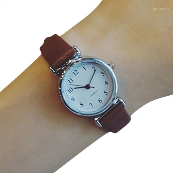 wristwatches women quartz analog wrist small dial delicate watch luxury business watches f610, Slivery;brown
wristwatches women quartz analog wrist small dial delicate watch luxury business watches f610, Slivery;brown