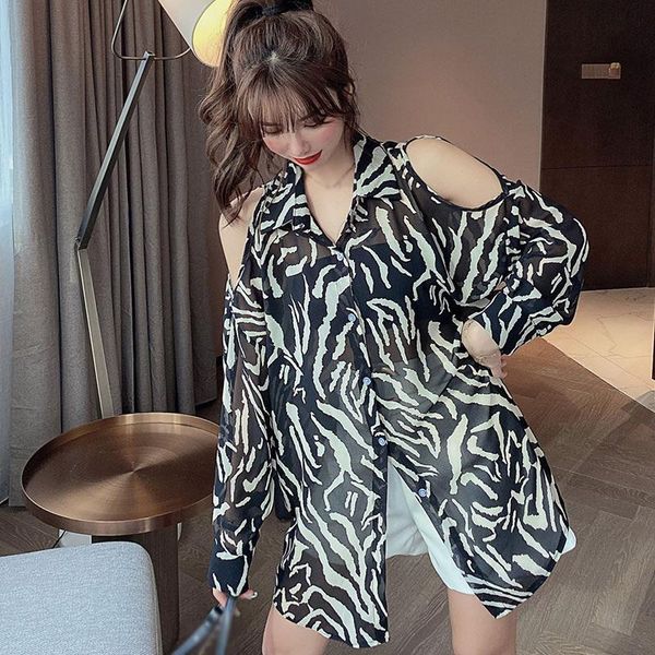 women's blouses & shirts leopard print sunscreen shirt autumn female design niche thin long sleeve top, White
women's blouses & shirts leopard print sunscreen shirt autumn female design niche thin long sleeve top, White