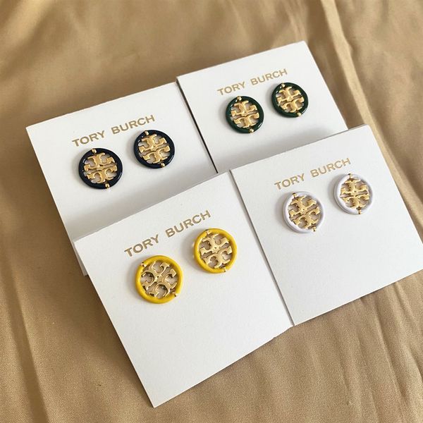 70% off luxury jewelry new double-t earrings, round enamel, luxury earrings, Golden
70% off luxury jewelry new double-t earrings, round enamel, luxury earrings, Golden