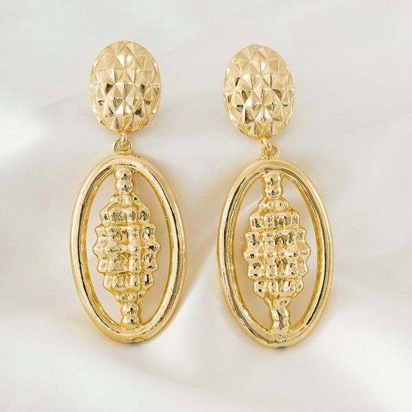 dangle & chandelier luxurious style golden color women earring 2021 arrival wedding date party attendance, Silver
dangle & chandelier luxurious style golden color women earring 2021 arrival wedding date party attendance, Silver
