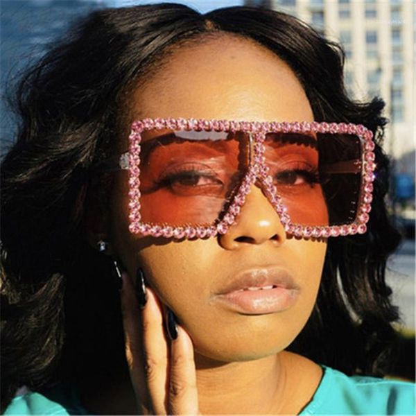 luxury diamond sunglasses woman large frame fashion sun glasses 2021 women, White;black
luxury diamond sunglasses woman large frame fashion sun glasses 2021 women, White;black