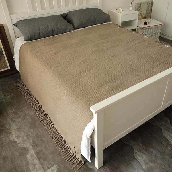 scarves european style autumn and winter pure cashmere blanket bed double leisure tassel soft skin-friendly warmt, Blue;gray
scarves european style autumn and winter pure cashmere blanket bed double leisure tassel soft skin-friendly warmt, Blue;gray