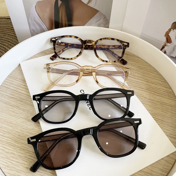 net red same plain glasses frame tr90 small myopia women's face trend sun, White;black
net red same plain glasses frame tr90 small myopia women's face trend sun, White;black