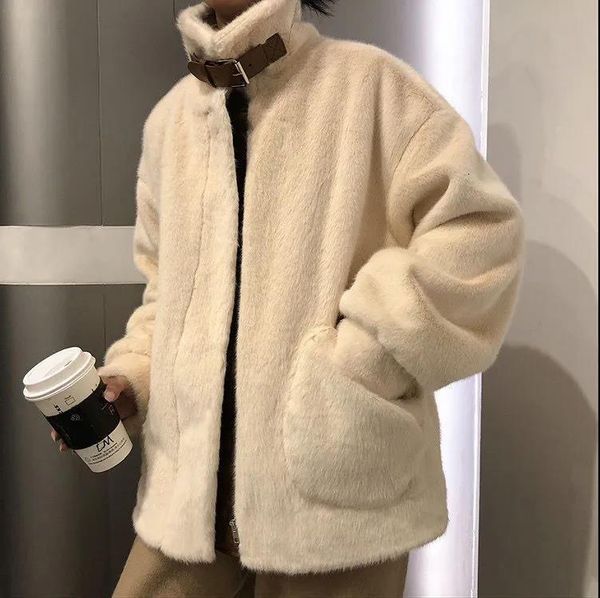 women's fur & faux female fur coat with imitation medium length, of mink wool, korean version, autumn and winter ani7, Black
women's fur & faux female fur coat with imitation medium length, of mink wool, korean version, autumn and winter ani7, Black