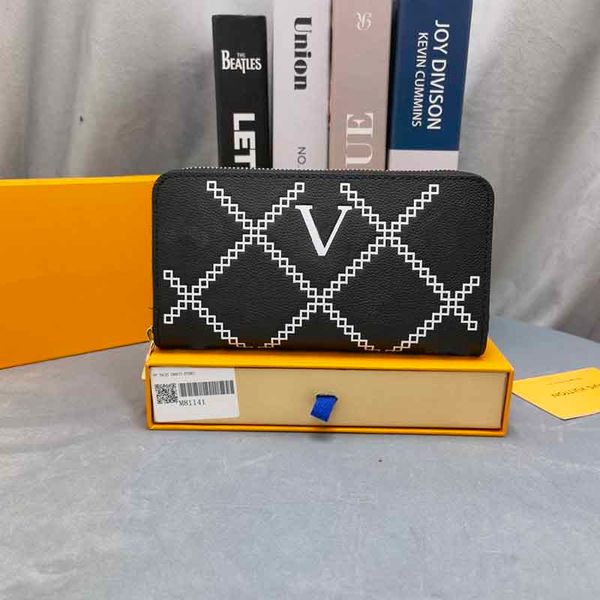 womens wallets calfskin metal zipper designer card holdercoin purse money clip mens clutch bags handbags luxury crossbody backpack tote 90s, Red;black
womens wallets calfskin metal zipper designer card holdercoin purse money clip mens clutch bags handbags luxury crossbody backpack tote 90s, Red;black