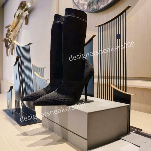 2021 fashion women brand high heels red platform pumps black patent leather pointy toe heels luxury bottom
2021 fashion women brand high heels red platform pumps black patent leather pointy toe heels luxury bottom