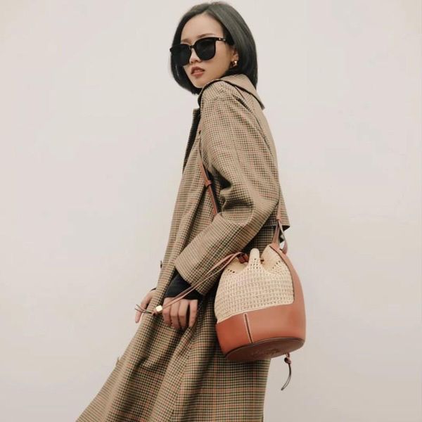 women's trench coats women plaid long turn-down collar single breasted straight vintage loose sleeve pocket ladies coat outwear top, Tan;black
women's trench coats women plaid long turn-down collar single breasted straight vintage loose sleeve pocket ladies coat outwear top, Tan;black