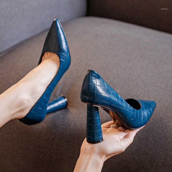 boots high heeled shoes women's thick heel 2021 style spring and summer temperament pointed single1, Black
boots high heeled shoes women's thick heel 2021 style spring and summer temperament pointed single1, Black