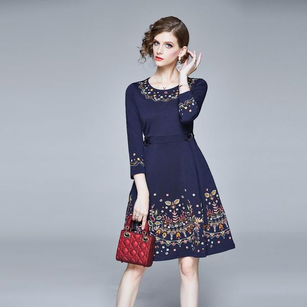 autumn winter women elegant embroidery three quarter solid a-line dress fashion dark blue slim lady party dresses vestidos casual, Black;gray
autumn winter women elegant embroidery three quarter solid a-line dress fashion dark blue slim lady party dresses vestidos casual, Black;gray