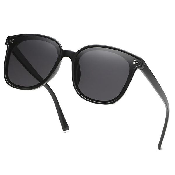 sunglasses 2021 dreamliu polarized retro anti - ultraviolet for men and women 8002, White;black
sunglasses 2021 dreamliu polarized retro anti - ultraviolet for men and women 8002, White;black