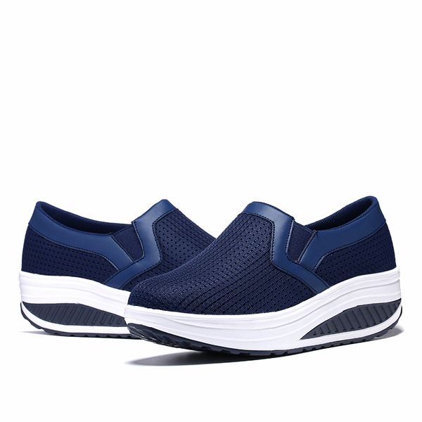 2021 off mens women sports running shoes breathable mesh triple black navy blue pink outdoor increase runners sneakers size 35-42 wy34-1608
2021 off mens women sports running shoes breathable mesh triple black navy blue pink outdoor increase runners sneakers size 35-42 wy34-1608
