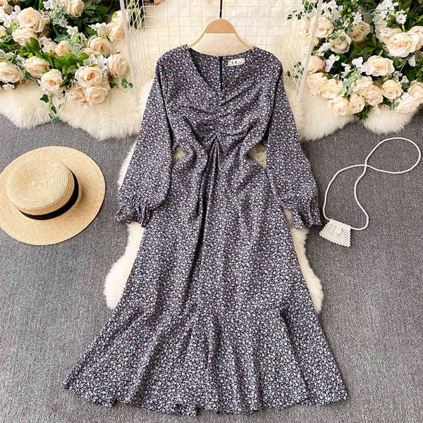 dresses women retro floral korean chic ruched v neck long sleeve a-line es spring bohemian print vacation mid, Black;gray
dresses women retro floral korean chic ruched v neck long sleeve a-line es spring bohemian print vacation mid, Black;gray