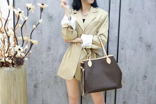 2pcs/set high qulity classic womens handbags, neverful l handbag tote genuine leather luxurys designers handbag, clutch shoulder bags , purs
2pcs/set high qulity classic womens handbags, neverful l handbag tote genuine leather luxurys designers handbag, clutch shoulder bags , purs