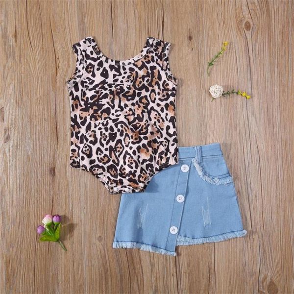 clothing sets baby girl 2pcs summer outfits sleeveless leopard print bodysuit frayed hem denim skirt set dress for 0 - 18 months, White
clothing sets baby girl 2pcs summer outfits sleeveless leopard print bodysuit frayed hem denim skirt set dress for 0 - 18 months, White
