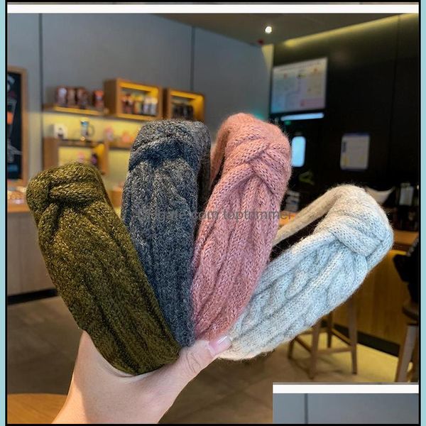 & tools productswarm band female korean autumn and winter woolen headband hair aessories hairpin wide-sided retro trend one generation drop, Black;brown
& tools productswarm band female korean autumn and winter woolen headband hair aessories hairpin wide-sided retro trend one generation drop, Black;brown