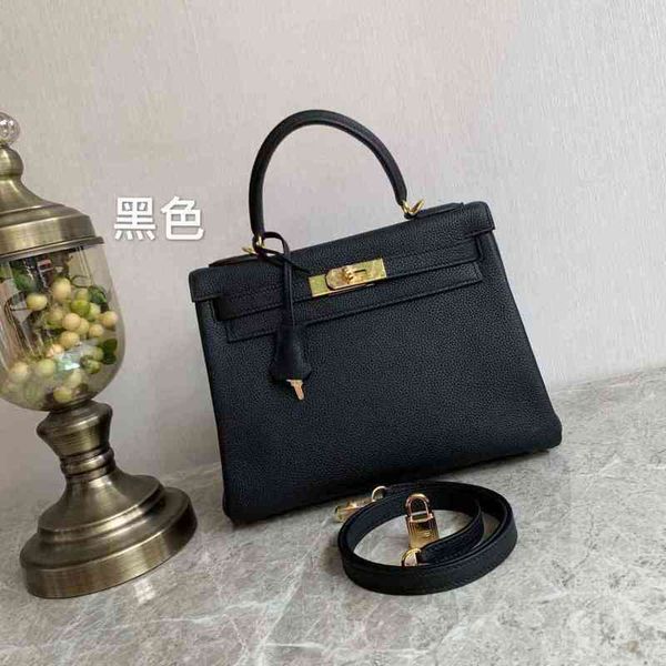 designer women handbags herms bags luxury high end kelys bag togo calfskin 25 28 portable one shoulder messenger versatile buckle leather wo
designer women handbags herms bags luxury high end kelys bag togo calfskin 25 28 portable one shoulder messenger versatile buckle leather wo