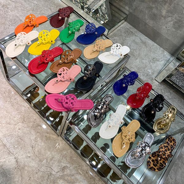 tb slippers women's large clip toe 2021 summer new flat bottom slipper wear anti slip reverse leather holiday beach flip flop ysj, Black
tb slippers women's large clip toe 2021 summer new flat bottom slipper wear anti slip reverse leather holiday beach flip flop ysj, Black