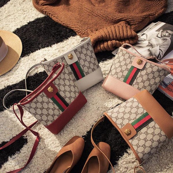 female trend printing diagonal shoulder bag letter american european foreign new and trade small bcqgq
female trend printing diagonal shoulder bag letter american european foreign new and trade small bcqgq