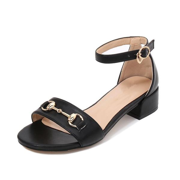large size sandals female thick heels loose black white gladiator women 2021 summer ankle strap high-heeled
large size sandals female thick heels loose black white gladiator women 2021 summer ankle strap high-heeled