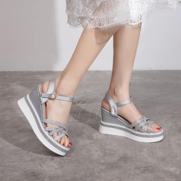 dress shoes slope heel sandals high solid color women's thick bottom waterproof platform open toe, Black
dress shoes slope heel sandals high solid color women's thick bottom waterproof platform open toe, Black