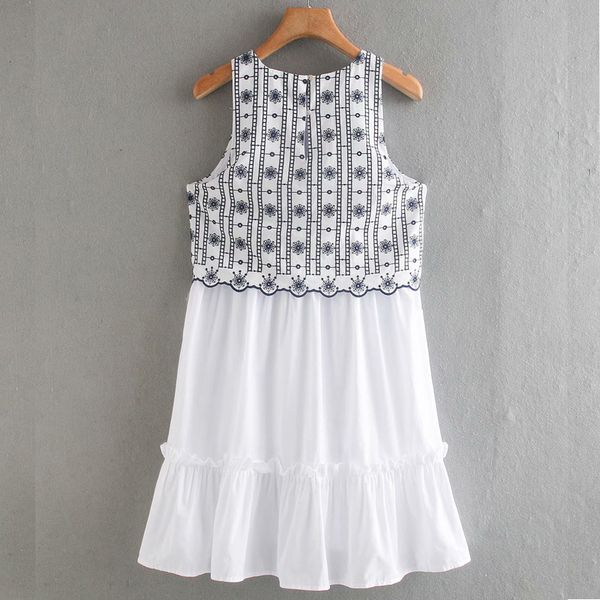 dresses harajuku sleeveless round neck stitching embroidery chic women's dresses summer short fresh sweet leisure vacation female dress, Black;gray
dresses harajuku sleeveless round neck stitching embroidery chic women's dresses summer short fresh sweet leisure vacation female dress, Black;gray
