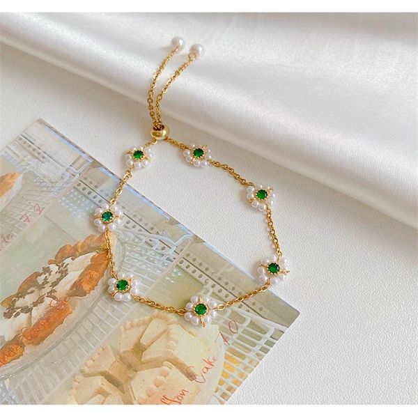 charm bracelets korean ins wind trend fashion flower women's bracelet simple temperament light luxury french retro high end, Golden;silver
charm bracelets korean ins wind trend fashion flower women's bracelet simple temperament light luxury french retro high end, Golden;silver