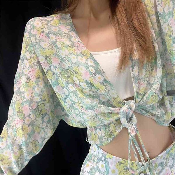 women summer print chiffon blouses shirts za v-neck 3/4 sleeve wrap bow short female elegant thin blusas clothes 210513, White
women summer print chiffon blouses shirts za v-neck 3/4 sleeve wrap bow short female elegant thin blusas clothes 210513, White