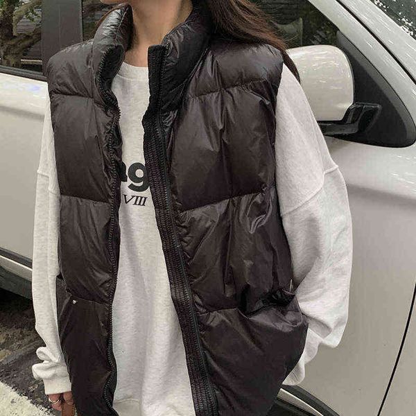 2021 down vest women's autumn winter korean loose warm solid color stand collar zipper bread suit, Black;white
2021 down vest women's autumn winter korean loose warm solid color stand collar zipper bread suit, Black;white