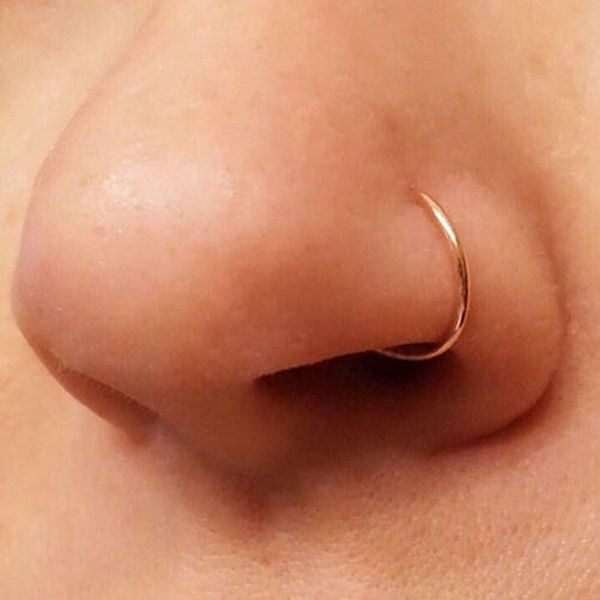 1 pc fashion fake nose ring septum ring hoop cartilage tragus helix small piercing for women accessories, Silver
1 pc fashion fake nose ring septum ring hoop cartilage tragus helix small piercing for women accessories, Silver