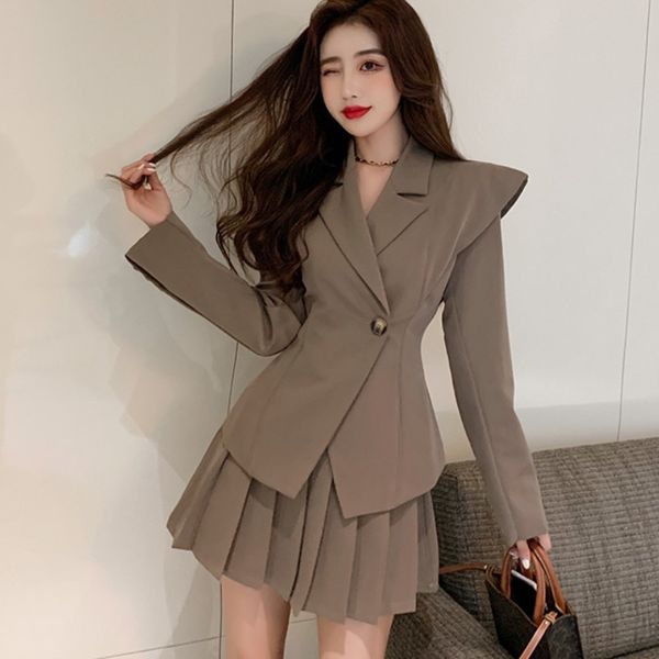 spring fashion women 2 piece set elegant notched collar chic blazers + pleated mini skirts suit 210518, White
spring fashion women 2 piece set elegant notched collar chic blazers + pleated mini skirts suit 210518, White