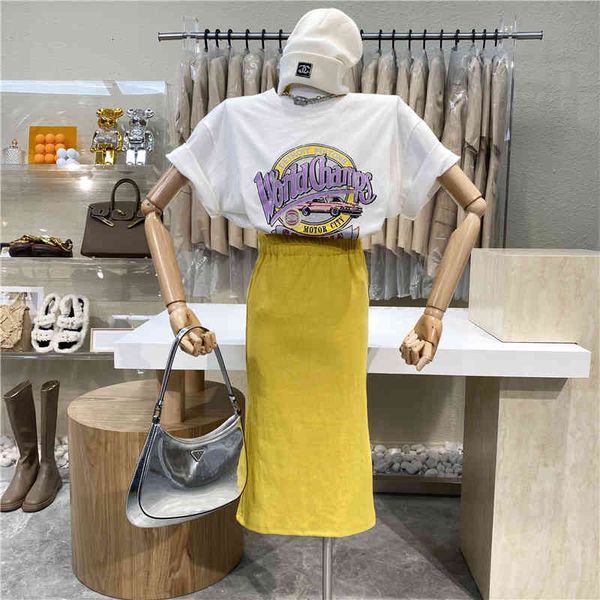niche design standard car character impression round neck loose t-shirt + elastic waist tight buttock wrap skirt suit, Black
niche design standard car character impression round neck loose t-shirt + elastic waist tight buttock wrap skirt suit, Black